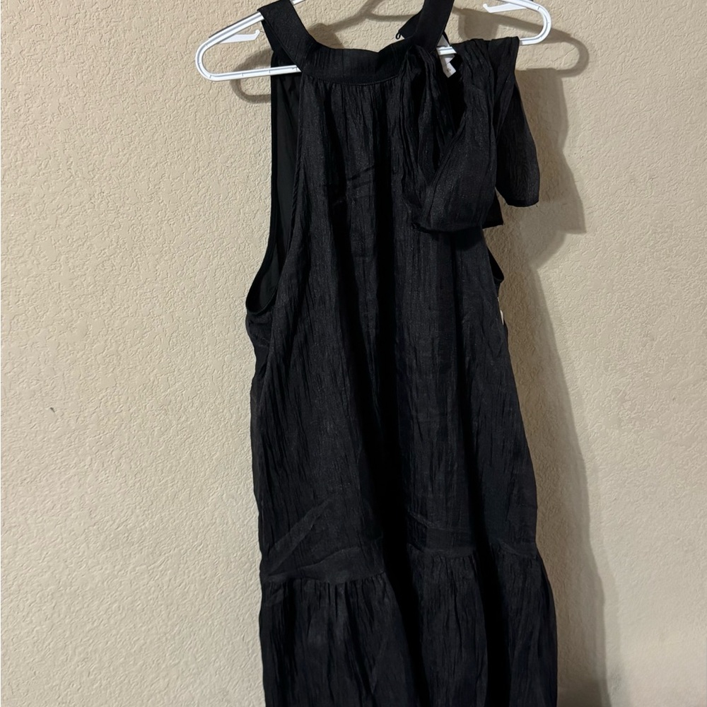 Elegant Black Sleeveless Dress